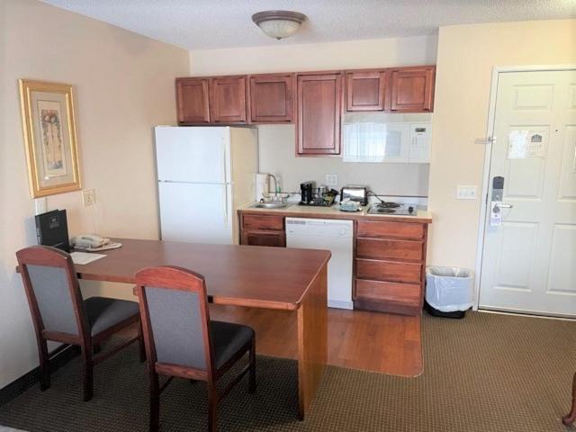 River Hills Hotel- Mankato Eksteriør bilde